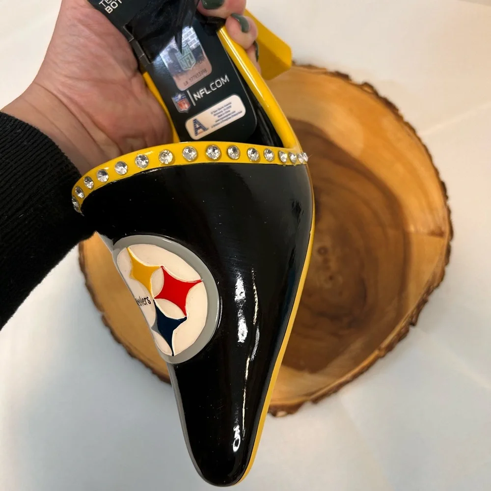NFL Football Pittsburgh Steelers High Heel Jeweled Team‎ Shoe Wine Holder - Picture 10 of 10